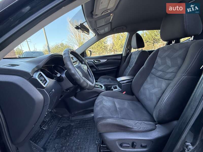 Внедорожник / Кроссовер Nissan Rogue 2015 в Одессе
