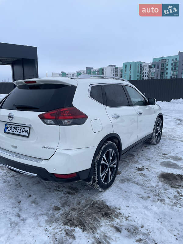 Внедорожник / Кроссовер Nissan Rogue 2019 в Киеве