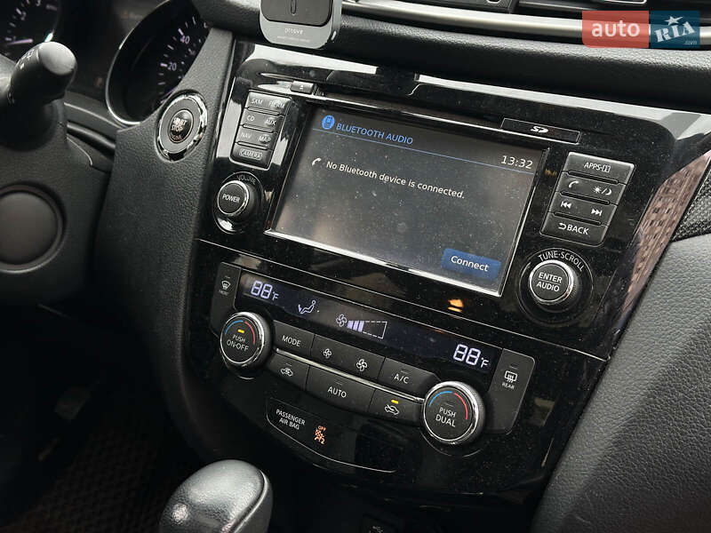 Внедорожник / Кроссовер Nissan Rogue 2014 в Одессе