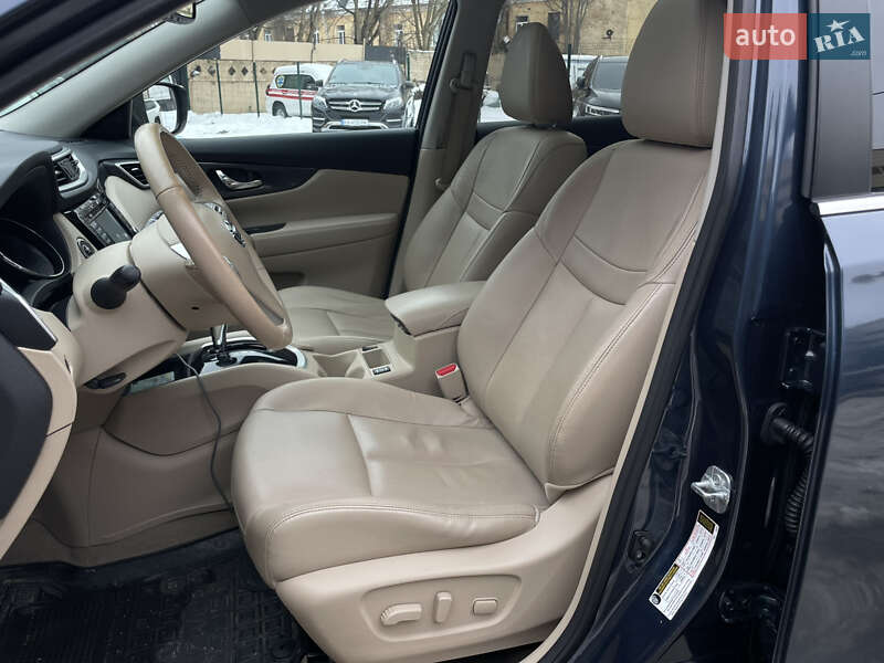 Внедорожник / Кроссовер Nissan Rogue 2014 в Киеве