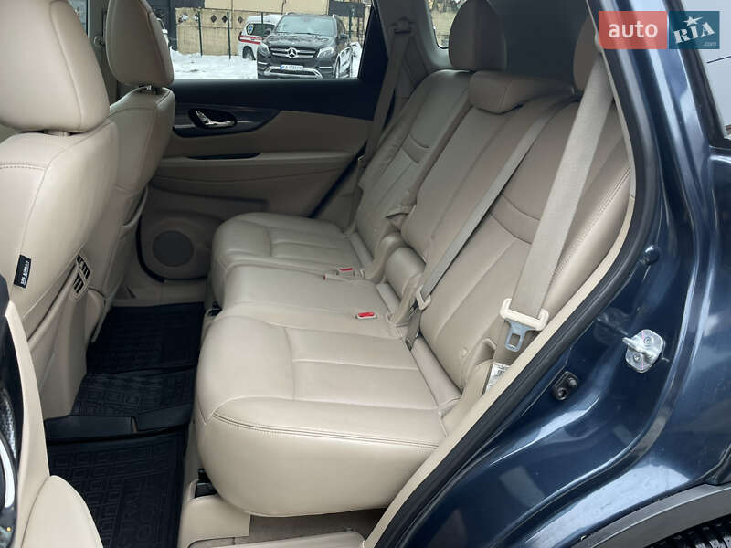 Внедорожник / Кроссовер Nissan Rogue 2014 в Киеве