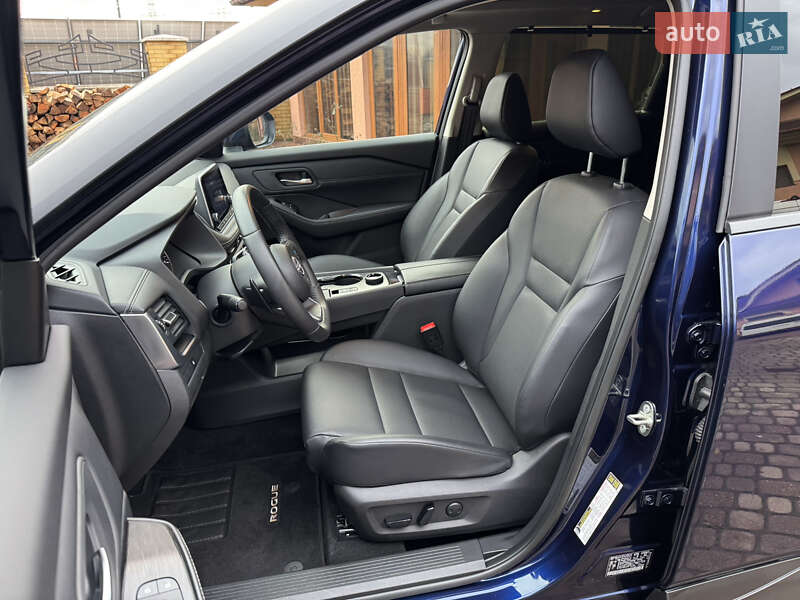 Внедорожник / Кроссовер Nissan Rogue 2024 в Мукачево