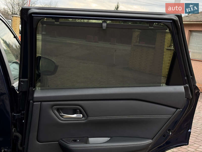 Внедорожник / Кроссовер Nissan Rogue 2024 в Мукачево