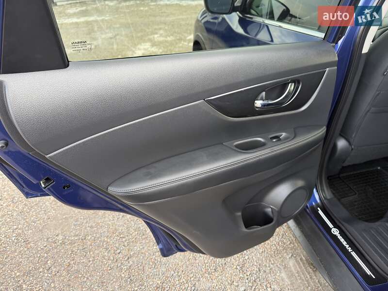 Внедорожник / Кроссовер Nissan Rogue 2019 в Кропивницком