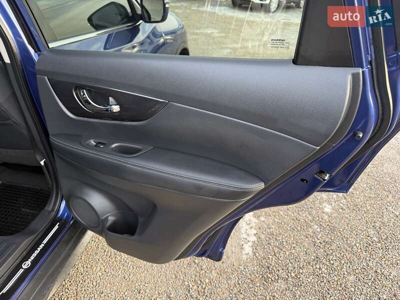 Внедорожник / Кроссовер Nissan Rogue 2019 в Кропивницком