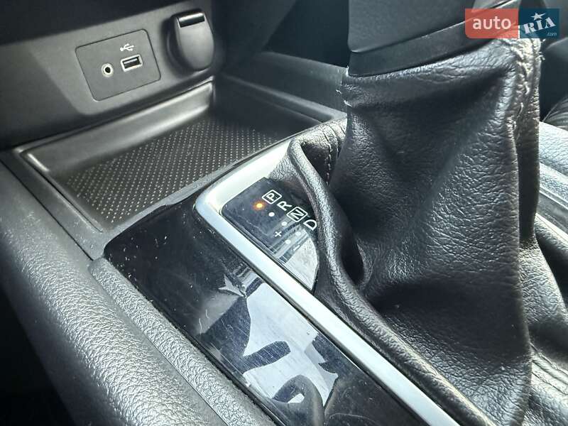 Внедорожник / Кроссовер Nissan Rogue 2019 в Кропивницком