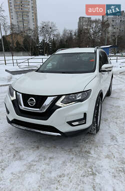 Позашляховик / Кросовер Nissan Rogue 2016 в Харкові