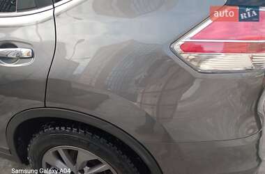 Внедорожник / Кроссовер Nissan Rogue 2016 в Ивано-Франковске