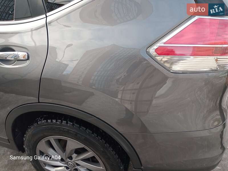 Внедорожник / Кроссовер Nissan Rogue 2016 в Ивано-Франковске