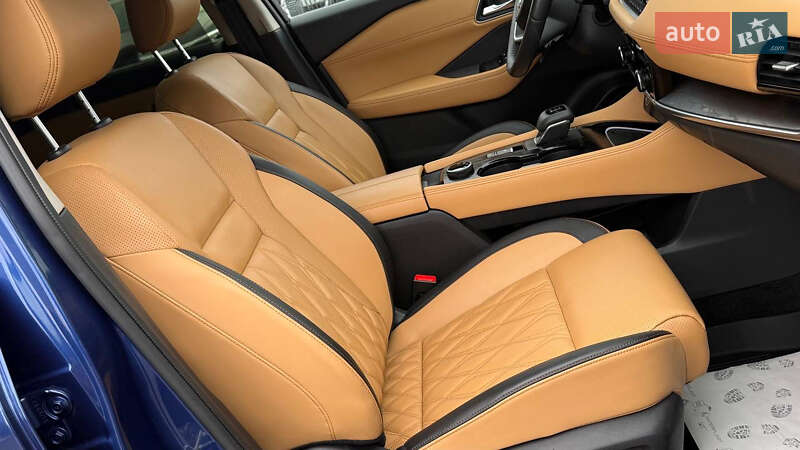 Внедорожник / Кроссовер Nissan Rogue 2023 в Дрогобыче