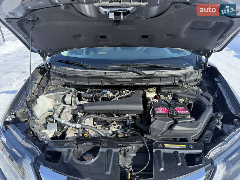 Внедорожник / Кроссовер Nissan Rogue 2018 в Ровно