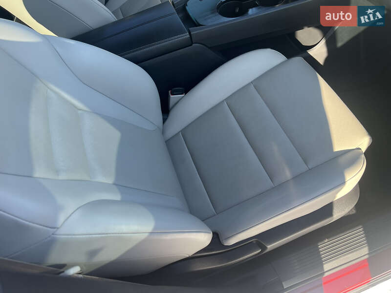 Внедорожник / Кроссовер Nissan Rogue 2021 в Ровно