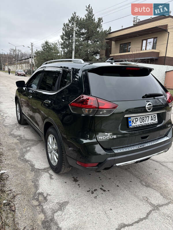 Внедорожник / Кроссовер Nissan Rogue 2018 в Запорожье