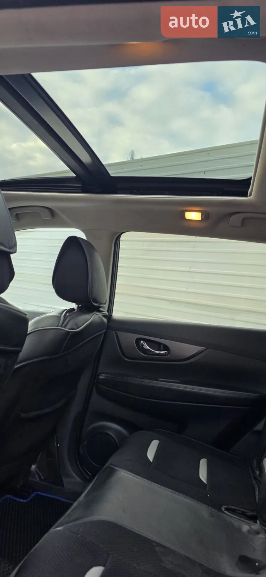 2015 Nissan Rogue - мініатюра 14