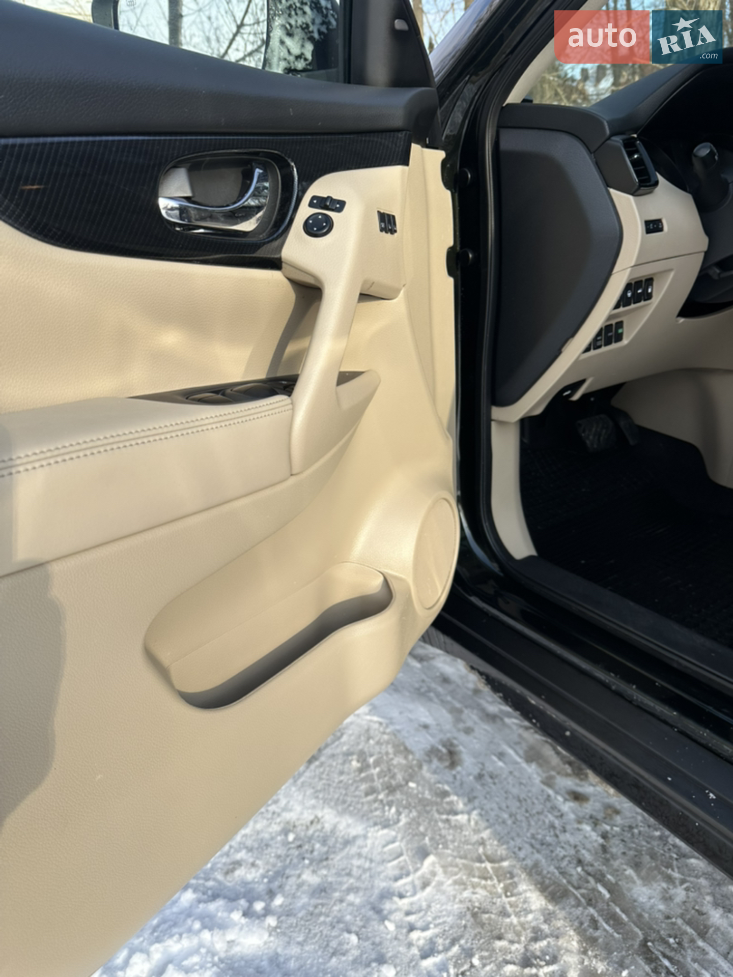 2019 Nissan Rogue - мініатюра 23