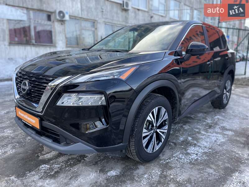 Внедорожник / Кроссовер Nissan Rogue 2023 в Сумах