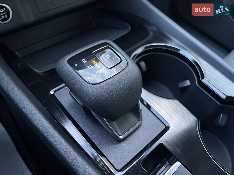 Внедорожник / Кроссовер Nissan Rogue 2023 в Сумах