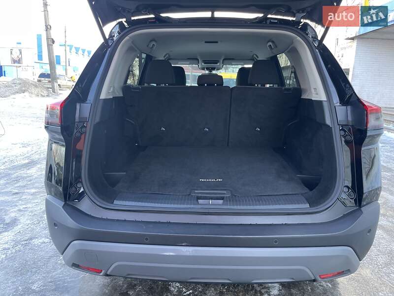 Внедорожник / Кроссовер Nissan Rogue 2023 в Сумах