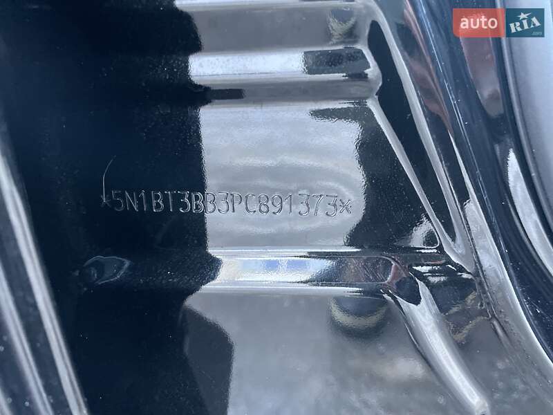 Внедорожник / Кроссовер Nissan Rogue 2023 в Сумах