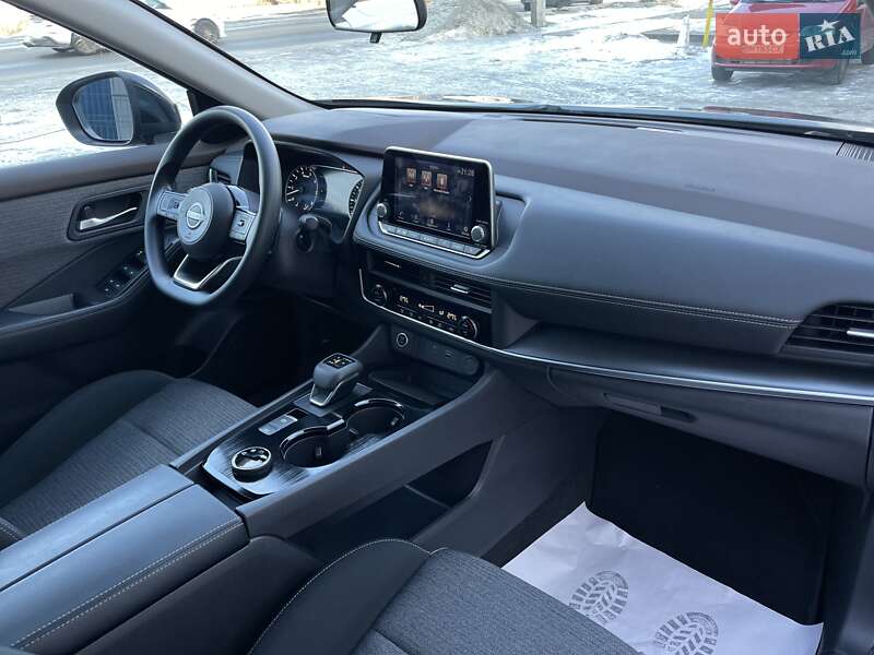 Внедорожник / Кроссовер Nissan Rogue 2023 в Сумах