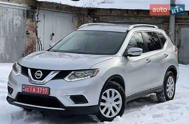 Внедорожник / Кроссовер Nissan Rogue 2016 в Киеве