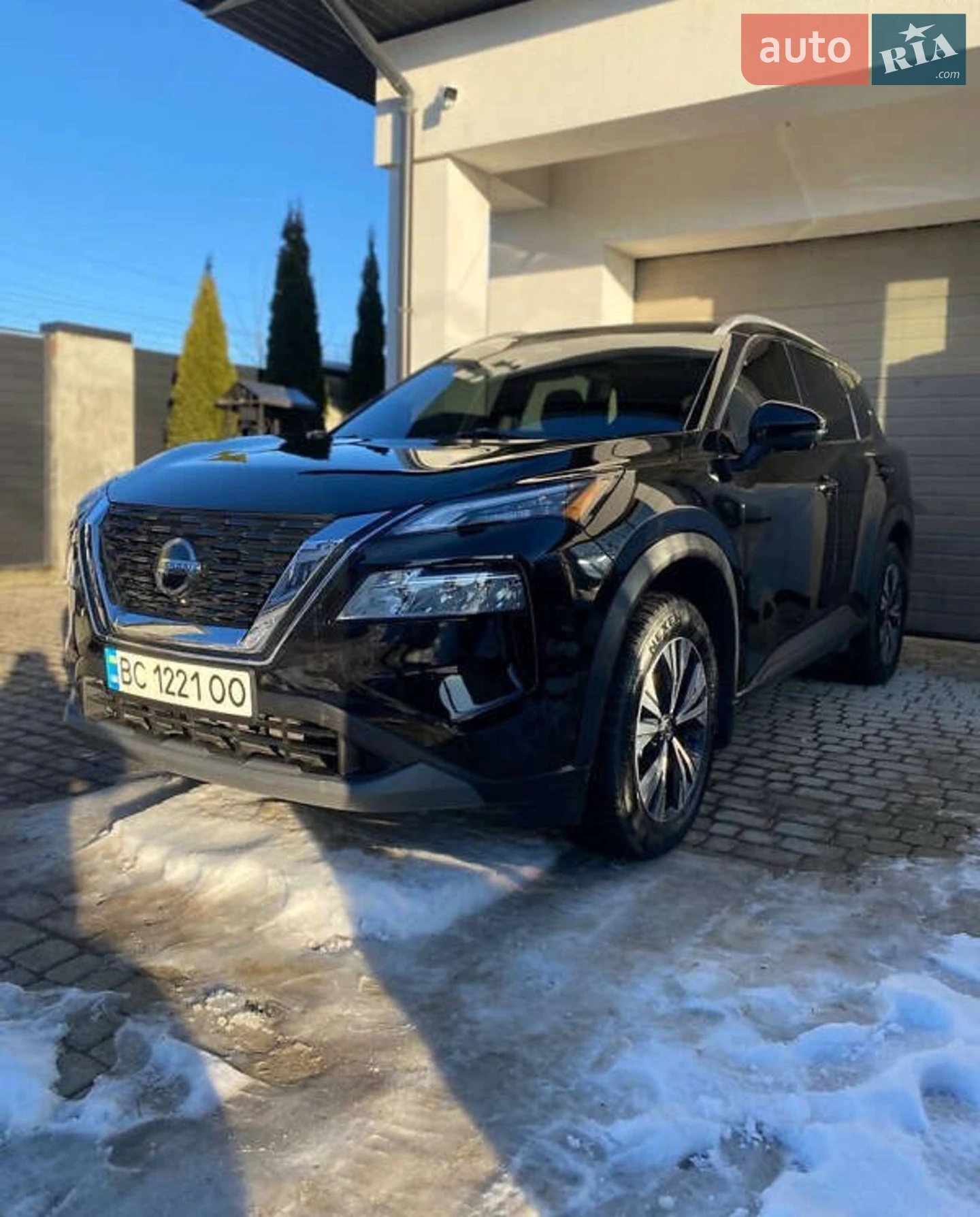 2021 Nissan Rogue - фото 1
