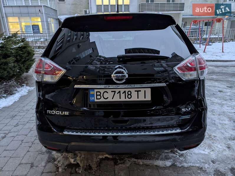 Внедорожник / Кроссовер Nissan Rogue 2014 в Львове