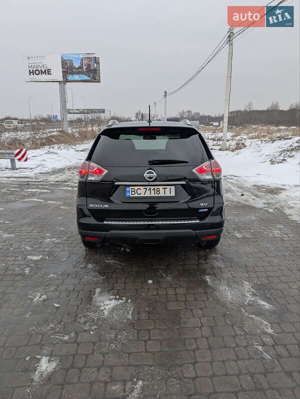 Внедорожник / Кроссовер Nissan Rogue 2014 в Львове