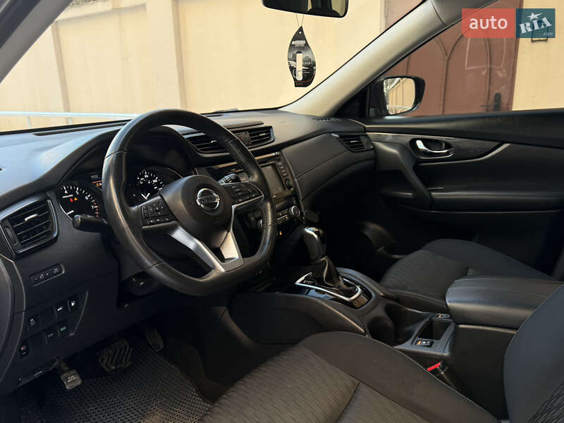 Позашляховик / Кросовер Nissan Rogue 2018 в Одесі
