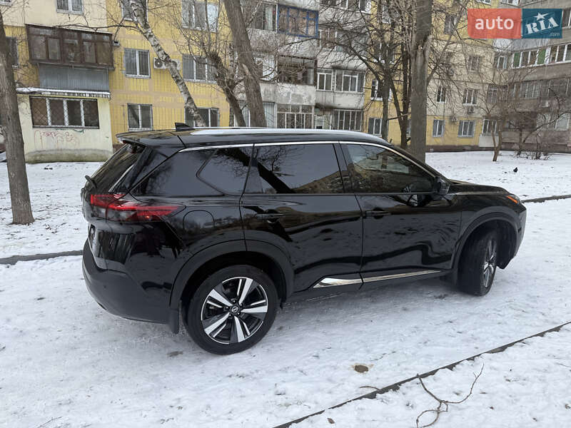 Внедорожник / Кроссовер Nissan Rogue 2021 в Днепре