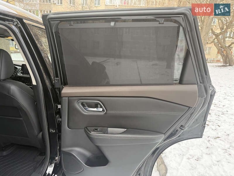 Внедорожник / Кроссовер Nissan Rogue 2021 в Днепре