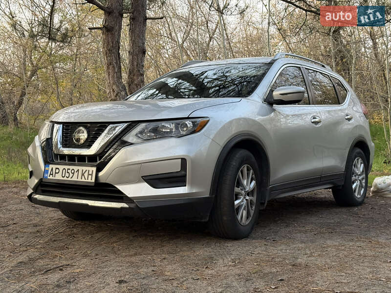 Позашляховик / Кросовер Nissan Rogue 2018 в Запоріжжі