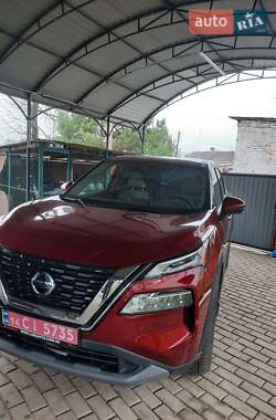 Внедорожник / Кроссовер Nissan Rogue 2021 в Житомире