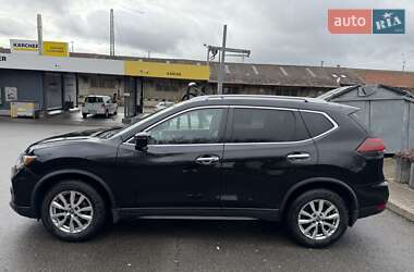 Позашляховик / Кросовер Nissan Rogue 2018 в Києві