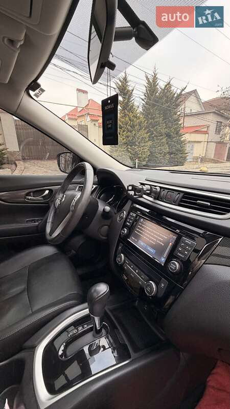 Позашляховик / Кросовер Nissan Rogue 2016 в Одесі