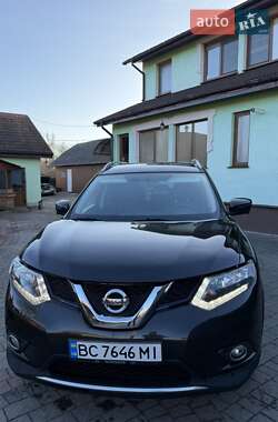 Внедорожник / Кроссовер Nissan Rogue 2016 в Сколе