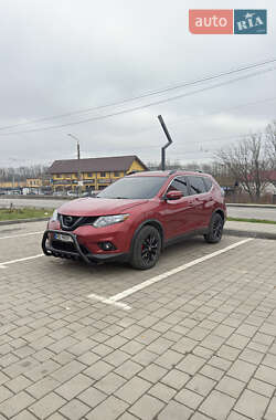 Внедорожник / Кроссовер Nissan Rogue 2014 в Ивано-Франковске