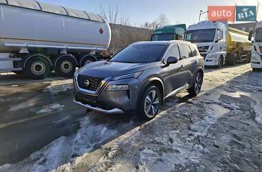 Внедорожник / Кроссовер Nissan Rogue 2023 в Киеве
