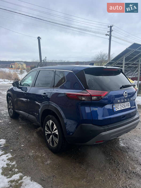 Внедорожник / Кроссовер Nissan Rogue 2020 в Бучаче