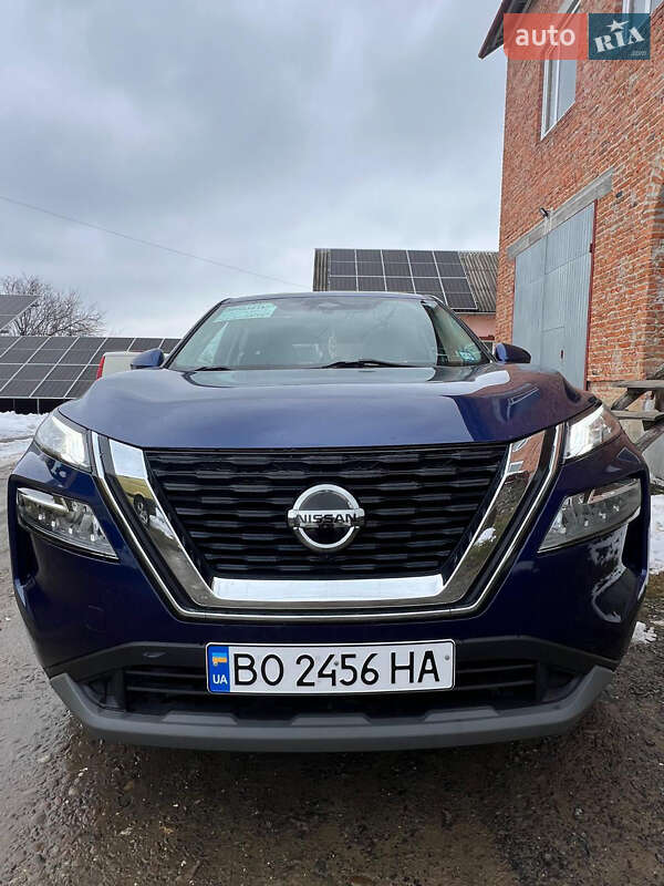 Внедорожник / Кроссовер Nissan Rogue 2020 в Бучаче