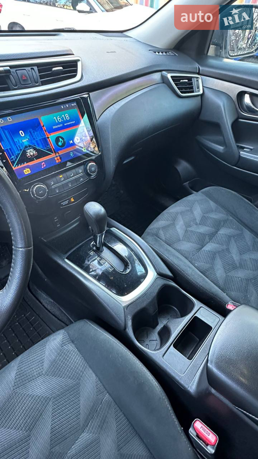 2015 Nissan Rogue - мініатюра 23