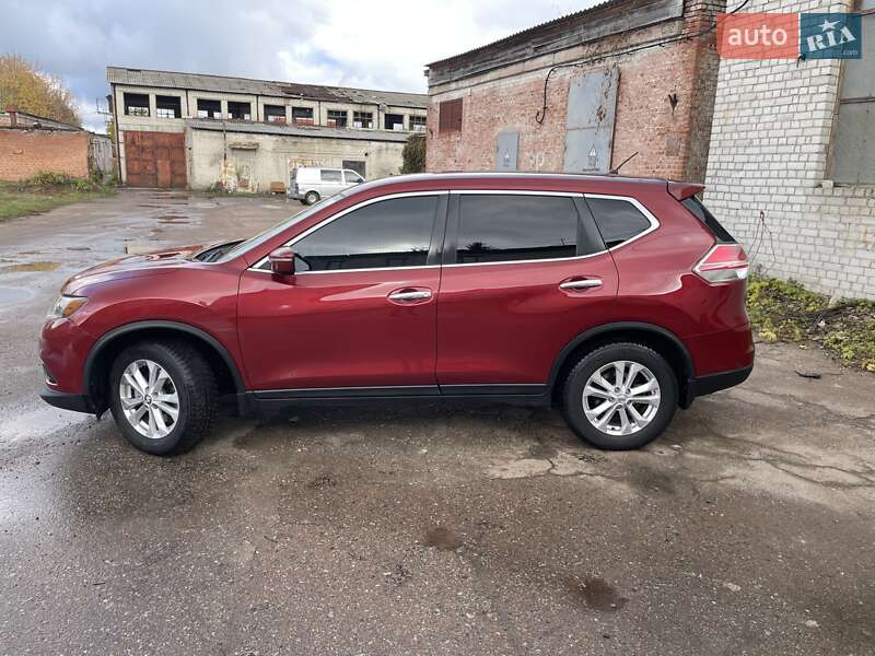 Внедорожник / Кроссовер Nissan Rogue 2014 в Чернигове