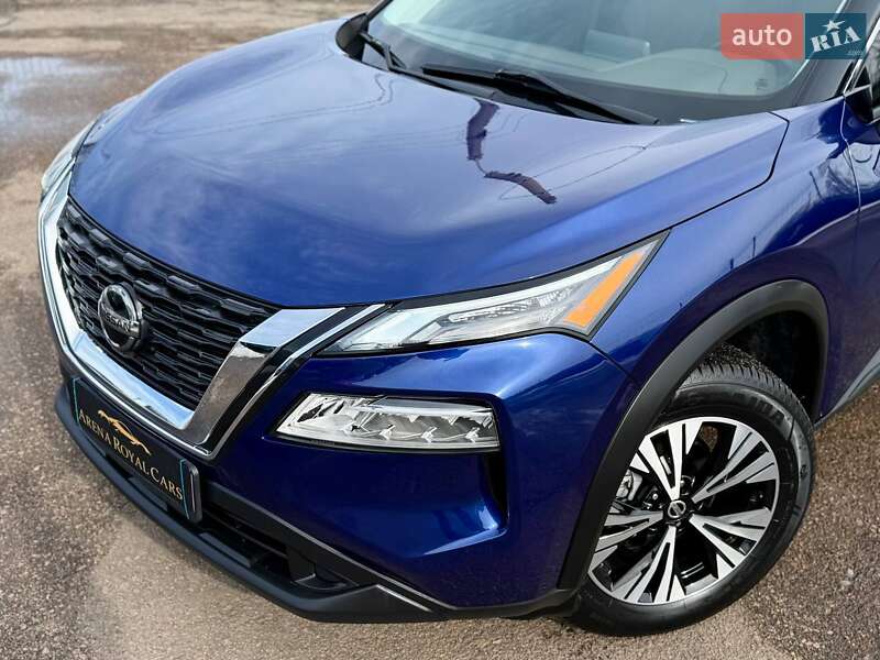 Внедорожник / Кроссовер Nissan Rogue 2021 в Киеве