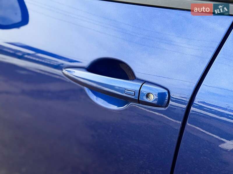 Внедорожник / Кроссовер Nissan Rogue 2021 в Киеве