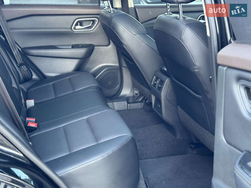 Внедорожник / Кроссовер Nissan Rogue 2021 в Белой Церкви