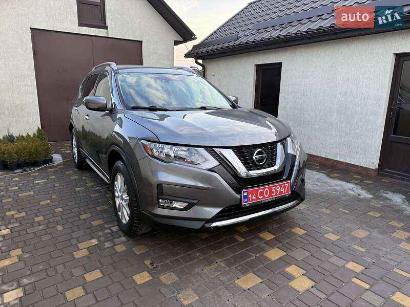 Внедорожник / Кроссовер Nissan Rogue 2020 в Виннице