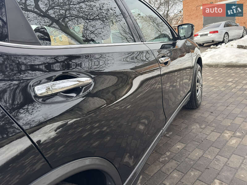 Позашляховик / Кросовер Nissan Rogue 2015 в Лубнах