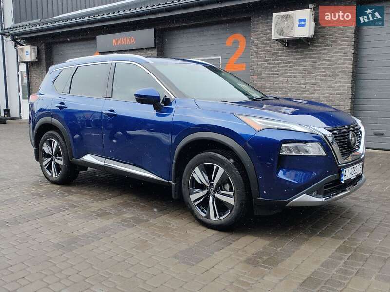 Внедорожник / Кроссовер Nissan Rogue 2020 в Киеве