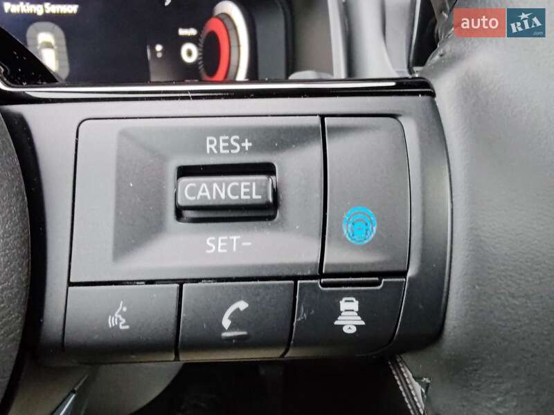 Внедорожник / Кроссовер Nissan Rogue 2020 в Киеве