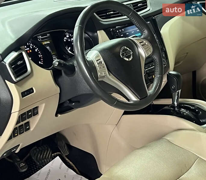 Внедорожник / Кроссовер Nissan Rogue 2016 в Одессе